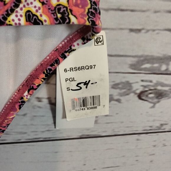 NWT: "Kenneth Cole reaction" woman's bikini bottoms - Picture 7 of 10